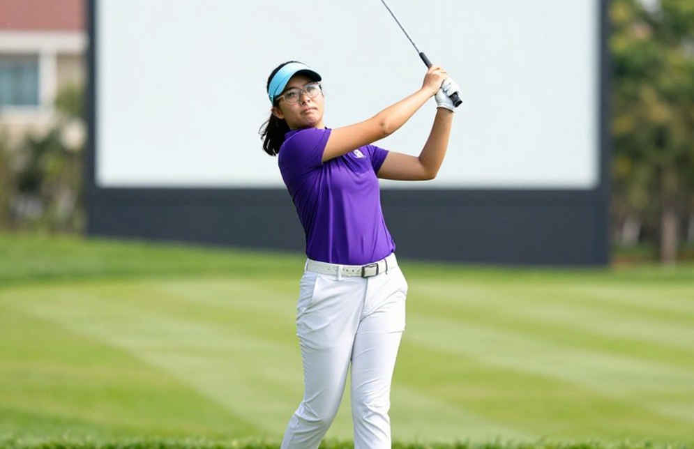 Găng tay golf: Từ phụ kiện bị lãng quên đến tuyên ngôn phong cách – Bài học từ Asher Găng tay golf: Từ phụ kiện bị lãng quên đến tuyên ngôn phong cách – Bài học từ Asher