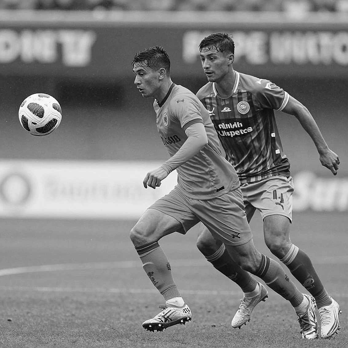 Vietnamese Football: The Pulse from Quiet Moments on the Pitch Vietnamese Football: The Pulse from Quiet Moments on the Pitch
