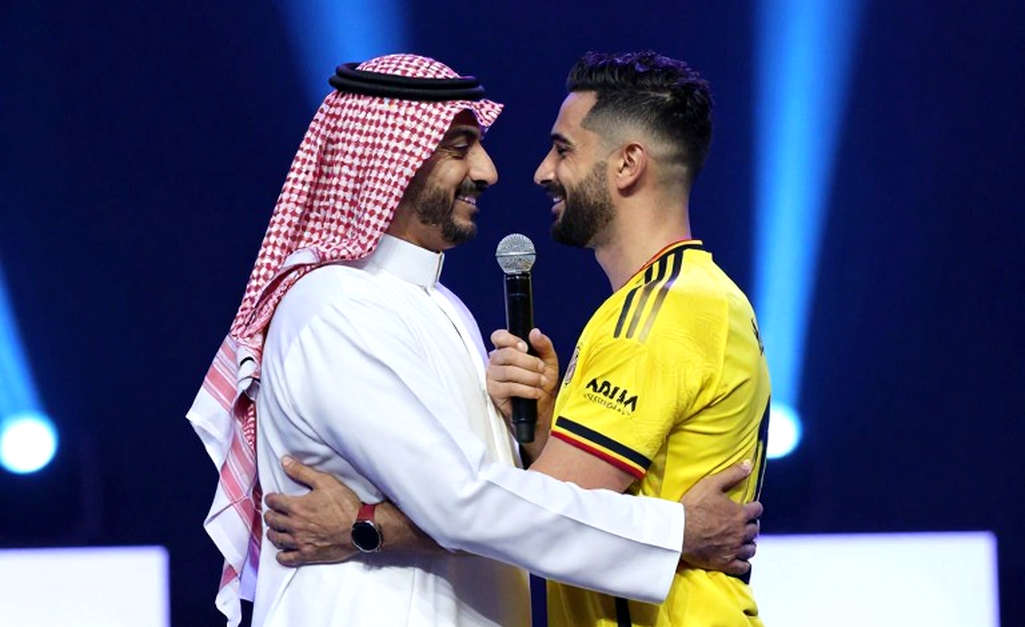 8 thay đổi: Donis thay đổi bộ mặt đội tuyển Ả Rập Xê Út trước Iraq