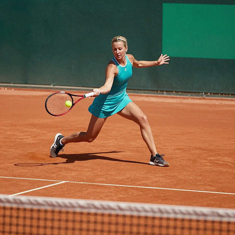 Emma Navarro tạo bất ngờ vào tứ kết US Open 2026