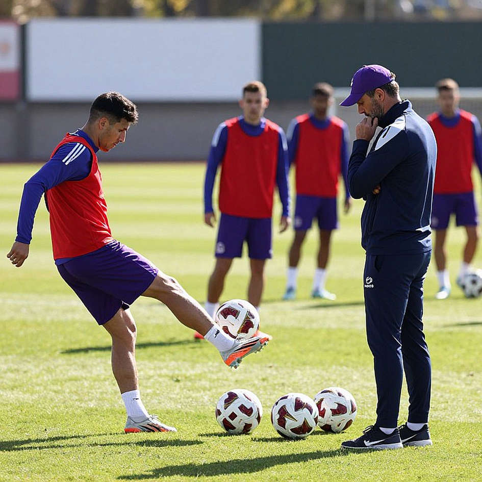 Tám phút ở Bernabéu: vì sao cú đánh chỏ của Arda Güler không thành thẻ đỏ