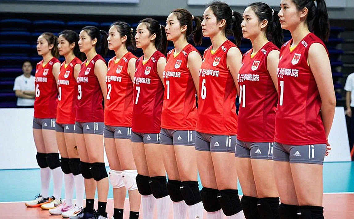 Ba mươi năm danh hiệu MOP bóng chuyền nữ NCAA: Bản đồ vị trí và đường ống bãi biển bị lãng quên