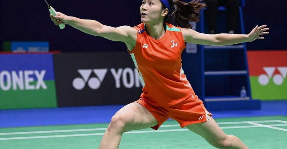 Chaliha, Super 100 và lỗ hổng không khí: BWF đang kiểm tra sân theo hạng đấu hay theo hợp đồng truyền hình? Chaliha, Super 100 và lỗ hổng không khí: BWF đang kiểm tra sân theo hạng đấu hay theo hợp đồng truyền hình?