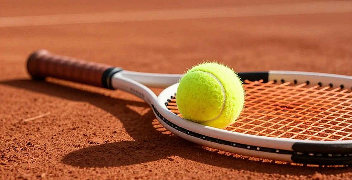 Nhịp gãy ở Arthur Ashe: 4 giờ 28 phút và cú giao bóng cuối cùng của Ben Shelton