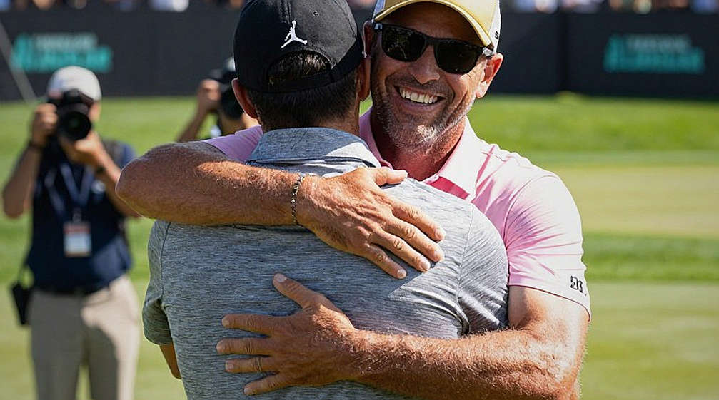 Oosthuizen rời LIV Golf: Bản hợp đồng 4,5 năm và cái giá của một tấm vé OWGR