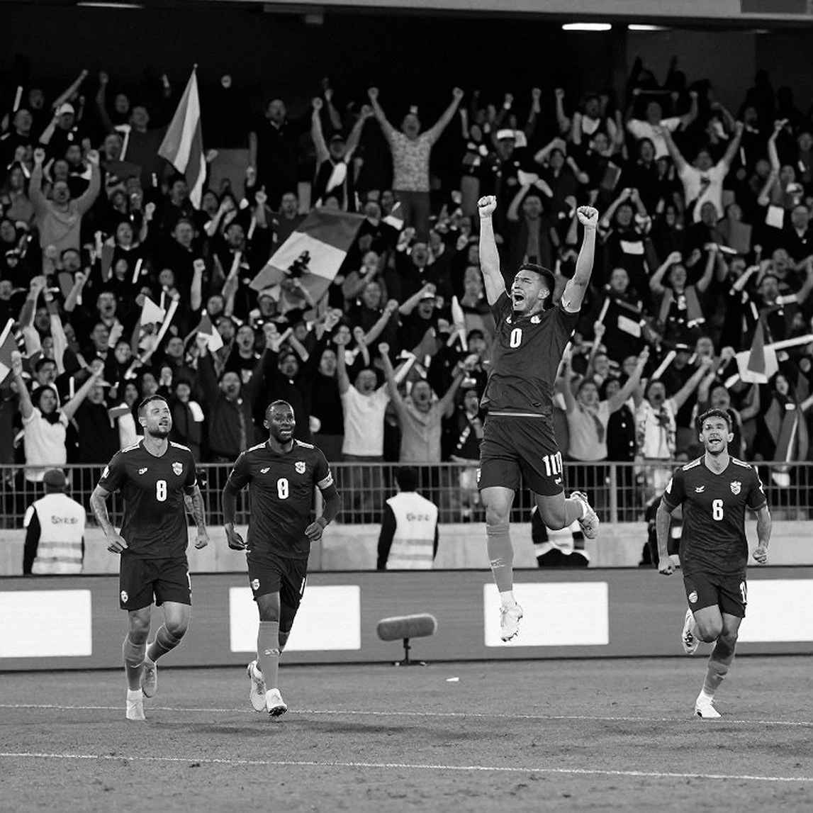 V.League và mùa chuyển nhượng: khi tiếng ồn che khuất nền móng V.League và mùa chuyển nhượng: khi tiếng ồn che khuất nền móng