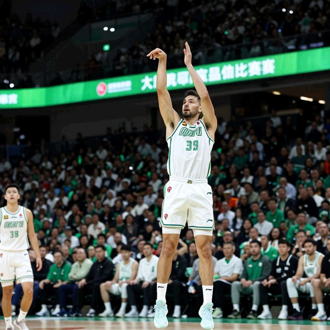 Lakers chuyển sang hệ thống trung tâm Luka Doncic: LeBron James rời đi, Walker Kessler đến, bóng rổ mới sẽ ra sao? Lakers chuyển sang hệ thống trung tâm Luka Doncic: LeBron James rời đi, Walker Kessler đến, bóng rổ mới sẽ ra sao?