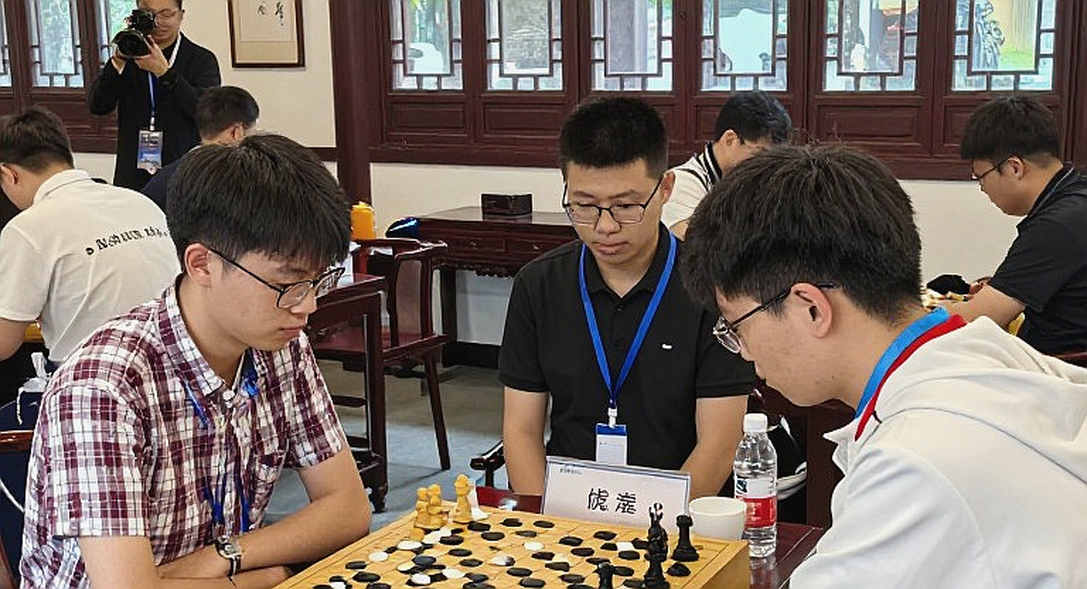 Sindarov the favourite, Gukesh the higher ceiling: Carlsen and the psychology before the 2026 world chess title match Sindarov the favourite, Gukesh the higher ceiling: Carlsen and the psychology before the 2026 world chess title match