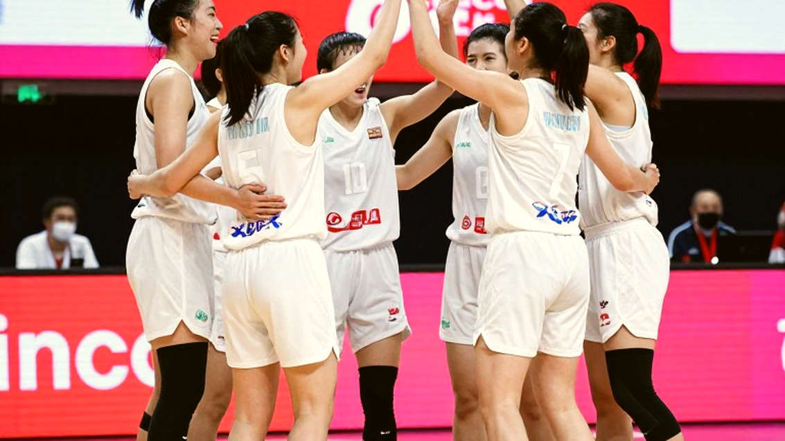 Việt Nam 4-2 Pakistan: Ghế dự bị cứu trận, nhưng hệ thống vẫn còn nguyên câu hỏi